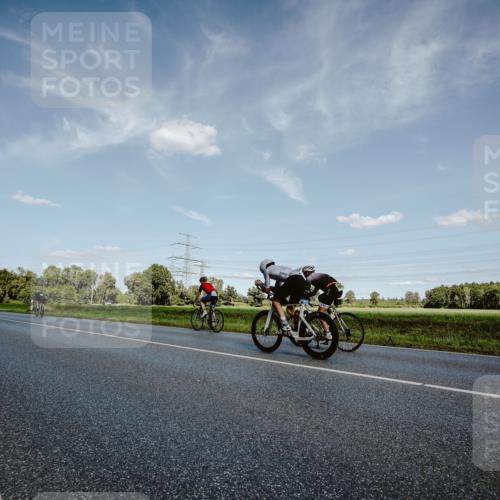 07.09.2025 - 19. Norderstedt Triathlon Michael Burmester http://msf.ph/oto/8850392 07.09.2025 14:14:46 Radfahren  meine-sportfotos.de