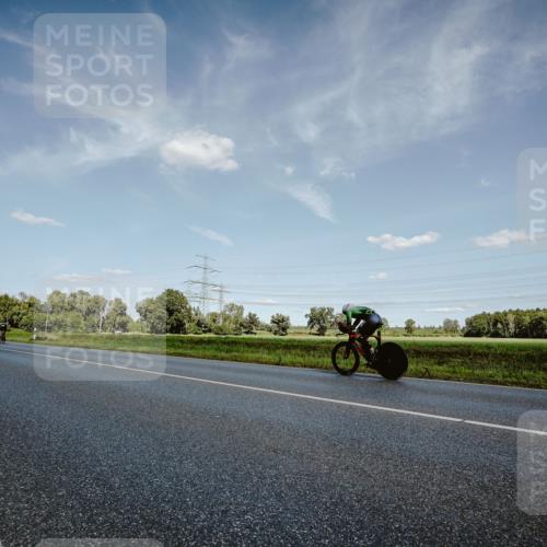 07.09.2025 - 19. Norderstedt Triathlon Michael Burmester http://msf.ph/oto/8850398 07.09.2025 14:14:50 Radfahren  meine-sportfotos.de