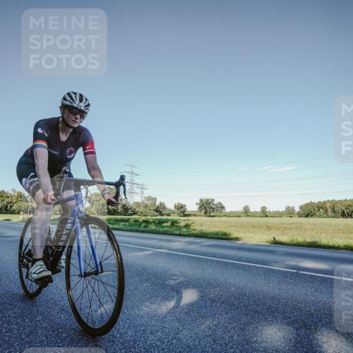 07.09.2025 - 19. Norderstedt Triathlon Michael Burmester http://msf.ph/oto/8850430 07.09.2025 16:32:18 Radfahren 1557 meine-sportfotos.de