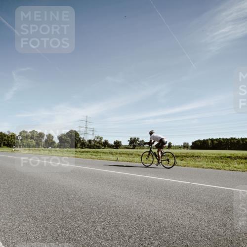 07.09.2025 - 19. Norderstedt Triathlon Michael Burmester http://msf.ph/oto/8850438 07.09.2025 11:07:20 Radfahren  meine-sportfotos.de
