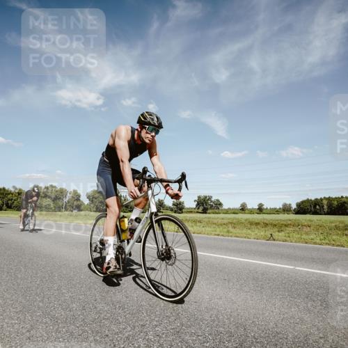 07.09.2025 - 19. Norderstedt Triathlon Michael Burmester http://msf.ph/oto/8850458 07.09.2025 14:16:23 Radfahren 391, 1042, 1408, 1459 meine-sportfotos.de