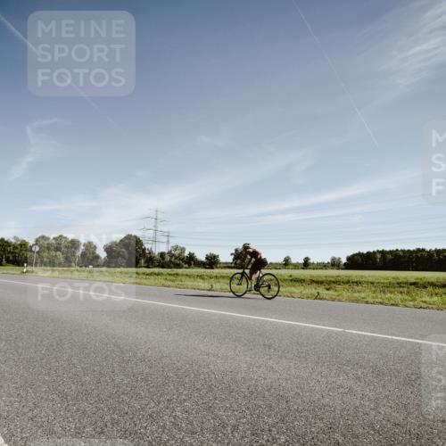 07.09.2025 - 19. Norderstedt Triathlon Michael Burmester http://msf.ph/oto/8850464 07.09.2025 11:07:48 Radfahren 1175, 1177 meine-sportfotos.de