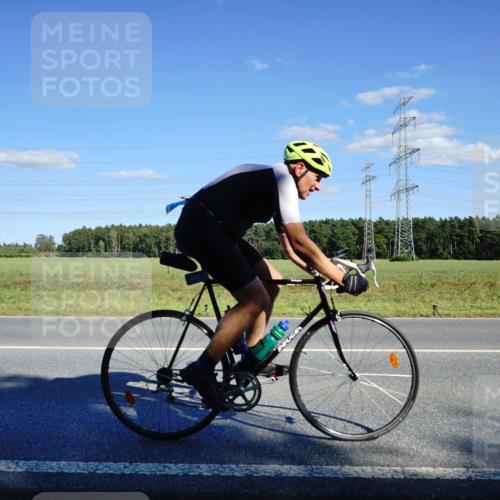 07.09.2025 - 19. Norderstedt Triathlon Michael Burmester http://msf.ph/oto/8850474 07.09.2025 15:29:42 Radfahren 432, 942 meine-sportfotos.de