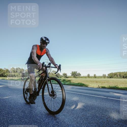 07.09.2025 - 19. Norderstedt Triathlon Michael Burmester http://msf.ph/oto/8850519 07.09.2025 16:36:07 Radfahren 378, 1443 meine-sportfotos.de