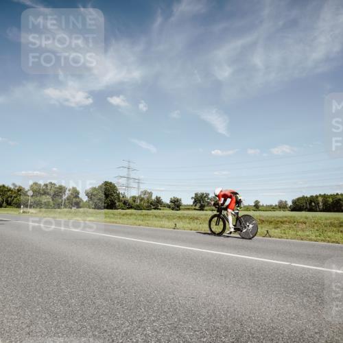 07.09.2025 - 19. Norderstedt Triathlon Michael Burmester http://msf.ph/oto/8850520 07.09.2025 14:16:44 Radfahren  meine-sportfotos.de