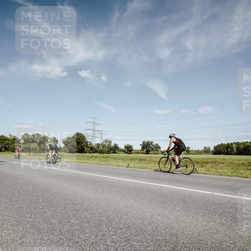 07.09.2025 - 19. Norderstedt Triathlon Michael Burmester http://msf.ph/oto/8850537 07.09.2025 14:16:46 Radfahren  meine-sportfotos.de