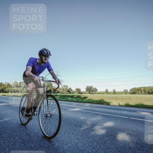 07.09.2025 - 19. Norderstedt Triathlon Michael Burmester http://msf.ph/oto/8850562 07.09.2025 16:37:47 Radfahren 1452 meine-sportfotos.de