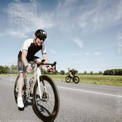 07.09.2025 - 19. Norderstedt Triathlon Michael Burmester http://msf.ph/oto/8850600 07.09.2025 14:17:15 Radfahren 398, 400, 420, 981, 1034 meine-sportfotos.de