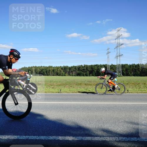 07.09.2025 - 19. Norderstedt Triathlon Michael Burmester http://msf.ph/oto/8850603 07.09.2025 15:31:32 Radfahren 937, 951 meine-sportfotos.de