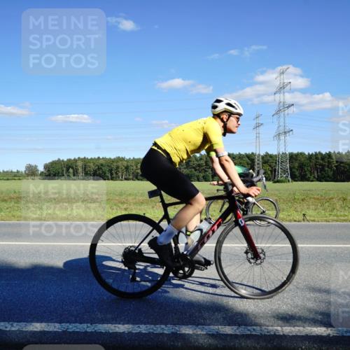 07.09.2025 - 19. Norderstedt Triathlon Michael Burmester http://msf.ph/oto/8850605 07.09.2025 15:31:34 Radfahren 937, 951, 1511 meine-sportfotos.de