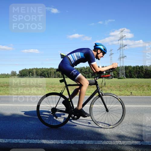 07.09.2025 - 19. Norderstedt Triathlon Michael Burmester http://msf.ph/oto/8850610 07.09.2025 15:31:36 Radfahren 937, 951, 1511 meine-sportfotos.de
