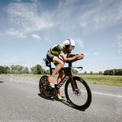 07.09.2025 - 19. Norderstedt Triathlon Michael Burmester http://msf.ph/oto/8850611 07.09.2025 14:17:24 Radfahren 364, 373, 1009, 1469 meine-sportfotos.de