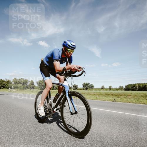 07.09.2025 - 19. Norderstedt Triathlon Michael Burmester http://msf.ph/oto/8850616 07.09.2025 14:17:24 Radfahren 364, 373, 1009, 1469 meine-sportfotos.de