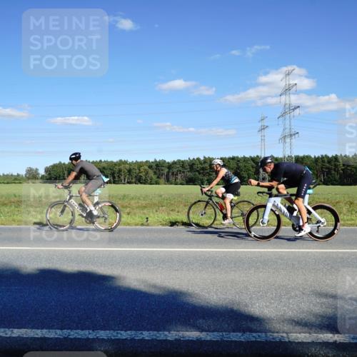07.09.2025 - 19. Norderstedt Triathlon Michael Burmester http://msf.ph/oto/8850617 07.09.2025 15:31:41 Radfahren 944, 953, 1411, 1537 meine-sportfotos.de