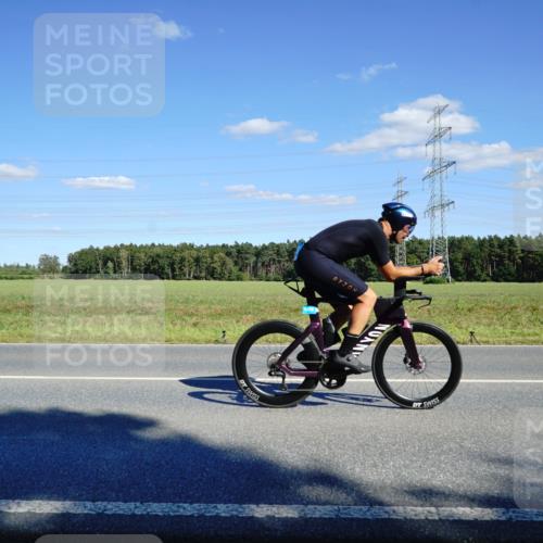 07.09.2025 - 19. Norderstedt Triathlon Michael Burmester http://msf.ph/oto/8850645 07.09.2025 15:32:05 Radfahren 902, 1427, 1460, 1479, 1523 meine-sportfotos.de
