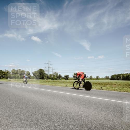 07.09.2025 - 19. Norderstedt Triathlon Michael Burmester http://msf.ph/oto/8850648 07.09.2025 14:17:38 Radfahren  meine-sportfotos.de