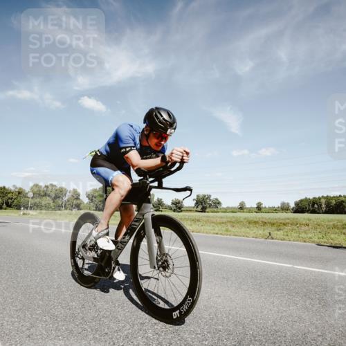 07.09.2025 - 19. Norderstedt Triathlon Michael Burmester http://msf.ph/oto/8850653 07.09.2025 14:17:46 Radfahren 1008 meine-sportfotos.de
