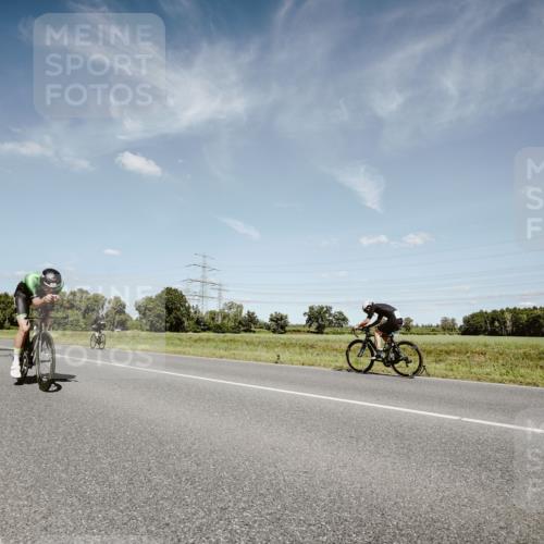 07.09.2025 - 19. Norderstedt Triathlon Michael Burmester http://msf.ph/oto/8850685 07.09.2025 14:17:55 Radfahren 395, 1014 meine-sportfotos.de