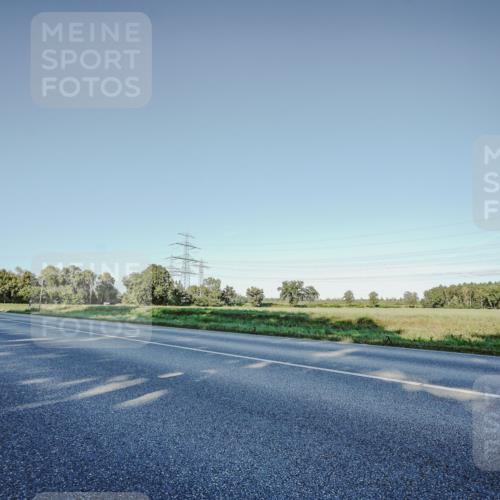 07.09.2025 - 19. Norderstedt Triathlon Michael Burmester http://msf.ph/oto/8850700 07.09.2025 16:47:56 Radfahren  meine-sportfotos.de