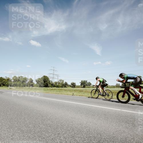 07.09.2025 - 19. Norderstedt Triathlon Michael Burmester http://msf.ph/oto/8850701 07.09.2025 14:18:04 Radfahren  meine-sportfotos.de