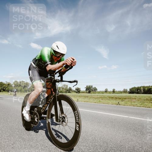 07.09.2025 - 19. Norderstedt Triathlon Michael Burmester http://msf.ph/oto/8850717 07.09.2025 14:18:11 Radfahren 1015 meine-sportfotos.de