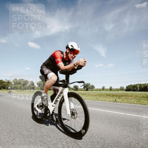 07.09.2025 - 19. Norderstedt Triathlon Michael Burmester http://msf.ph/oto/8850727 07.09.2025 14:18:19 Radfahren 971, 1022 meine-sportfotos.de