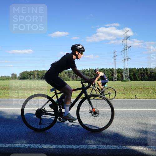 07.09.2025 - 19. Norderstedt Triathlon Michael Burmester http://msf.ph/oto/8850757 07.09.2025 15:33:35 Radfahren 883, 941, 946, 1480 meine-sportfotos.de