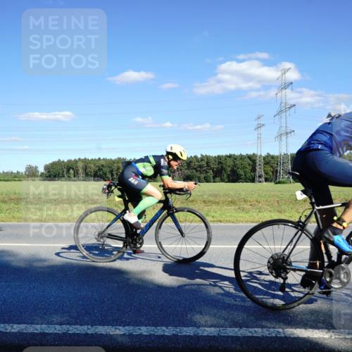 07.09.2025 - 19. Norderstedt Triathlon Michael Burmester http://msf.ph/oto/8850760 07.09.2025 15:33:37 Radfahren 883, 941, 946, 1480 meine-sportfotos.de