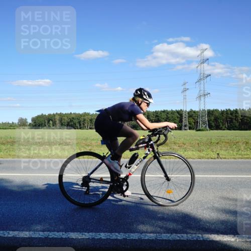 07.09.2025 - 19. Norderstedt Triathlon Michael Burmester http://msf.ph/oto/8850763 07.09.2025 15:33:43 Radfahren 875, 912 meine-sportfotos.de