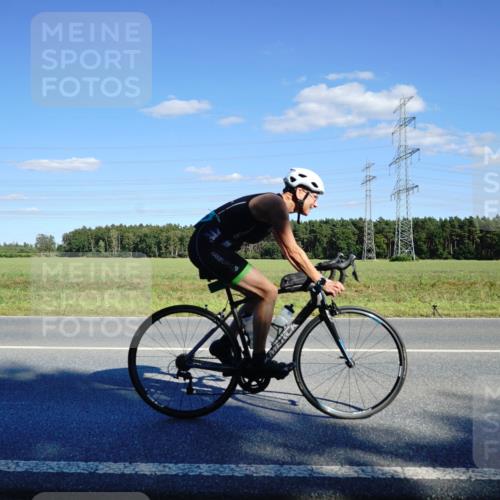 07.09.2025 - 19. Norderstedt Triathlon Michael Burmester http://msf.ph/oto/8850770 07.09.2025 15:33:55 Radfahren 914, 933, 1494, 1498, 1527, 1533 meine-sportfotos.de