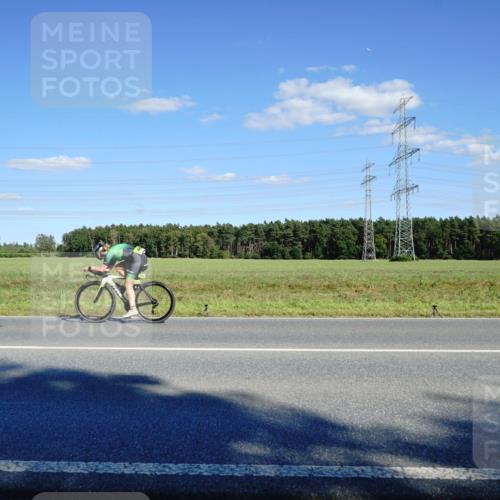 07.09.2025 - 19. Norderstedt Triathlon Michael Burmester http://msf.ph/oto/8850783 07.09.2025 15:34:29 Radfahren 1433 meine-sportfotos.de