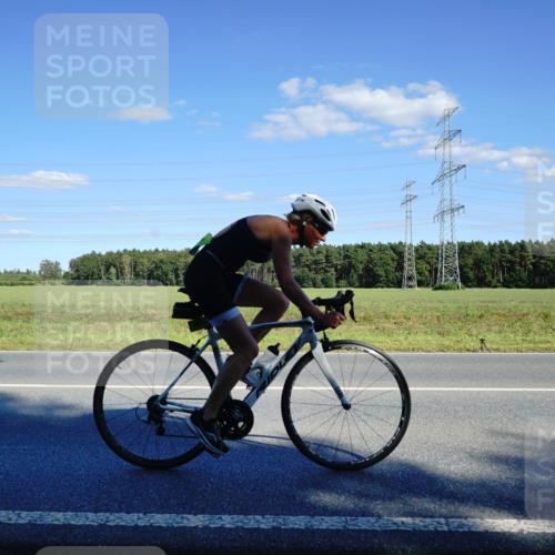 07.09.2025 - 19. Norderstedt Triathlon Michael Burmester http://msf.ph/oto/8850804 07.09.2025 15:35:07 Radfahren 463, 939 meine-sportfotos.de