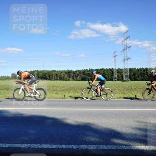 07.09.2025 - 19. Norderstedt Triathlon Michael Burmester http://msf.ph/oto/8850813 07.09.2025 15:35:24 Radfahren 386, 1419 meine-sportfotos.de
