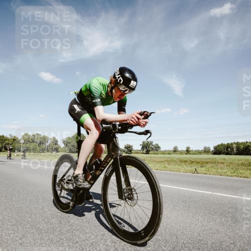 07.09.2025 - 19. Norderstedt Triathlon Michael Burmester http://msf.ph/oto/8850851 07.09.2025 14:18:42 Radfahren 1013 meine-sportfotos.de