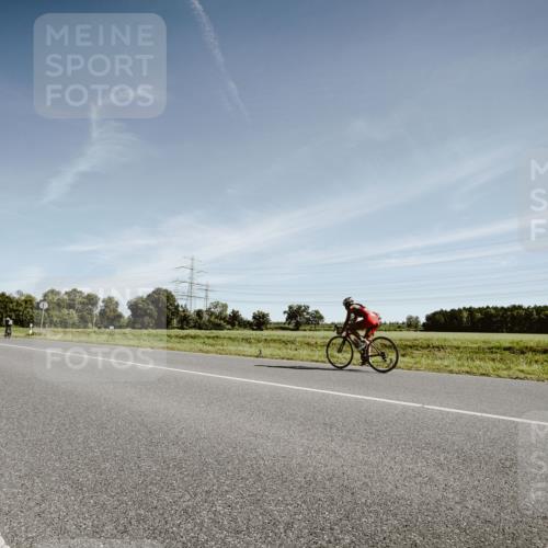 07.09.2025 - 19. Norderstedt Triathlon Michael Burmester http://msf.ph/oto/8850852 07.09.2025 11:12:31 Radfahren  meine-sportfotos.de