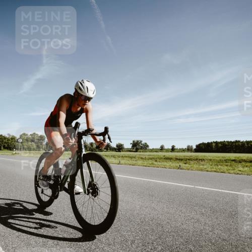 07.09.2025 - 19. Norderstedt Triathlon Michael Burmester http://msf.ph/oto/8850859 07.09.2025 11:12:40 Radfahren 1165, 1191, 1206 meine-sportfotos.de