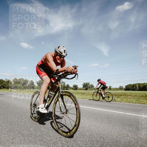 07.09.2025 - 19. Norderstedt Triathlon Michael Burmester http://msf.ph/oto/8850865 07.09.2025 14:18:57 Radfahren 967, 984, 1020 meine-sportfotos.de