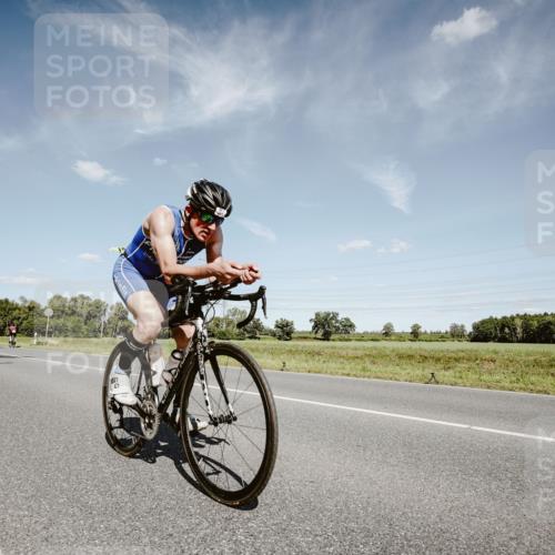 07.09.2025 - 19. Norderstedt Triathlon Michael Burmester http://msf.ph/oto/8850872 07.09.2025 14:19:00 Radfahren 967, 984 meine-sportfotos.de