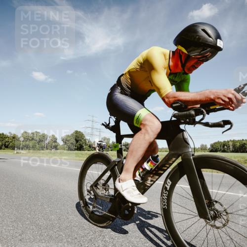 07.09.2025 - 19. Norderstedt Triathlon Michael Burmester http://msf.ph/oto/8850880 07.09.2025 14:19:05 Radfahren 1031 meine-sportfotos.de