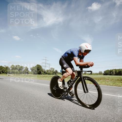 07.09.2025 - 19. Norderstedt Triathlon Michael Burmester http://msf.ph/oto/8850889 07.09.2025 14:19:25 Radfahren 1038, 1467 meine-sportfotos.de