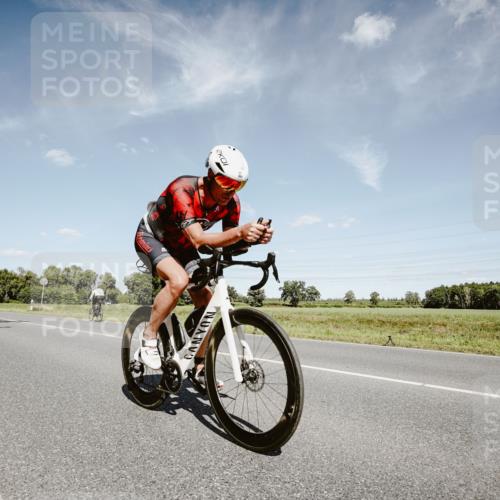 07.09.2025 - 19. Norderstedt Triathlon Michael Burmester http://msf.ph/oto/8850910 07.09.2025 14:19:39 Radfahren 960, 990, 992 meine-sportfotos.de