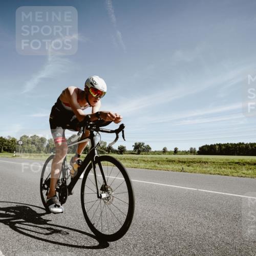 07.09.2025 - 19. Norderstedt Triathlon Michael Burmester http://msf.ph/oto/8850915 07.09.2025 11:13:17 Radfahren 1158 meine-sportfotos.de