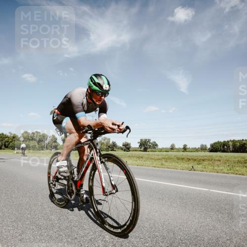07.09.2025 - 19. Norderstedt Triathlon Michael Burmester http://msf.ph/oto/8850917 07.09.2025 14:19:40 Radfahren 959, 960, 990, 992 meine-sportfotos.de