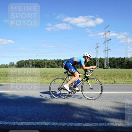 07.09.2025 - 19. Norderstedt Triathlon Michael Burmester http://msf.ph/oto/8850918 07.09.2025 15:36:47 Radfahren 425, 1453 meine-sportfotos.de
