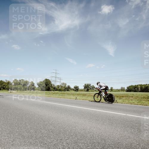 07.09.2025 - 19. Norderstedt Triathlon Michael Burmester http://msf.ph/oto/8850938 07.09.2025 14:19:48 Radfahren  meine-sportfotos.de