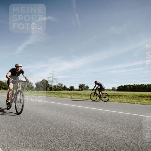 07.09.2025 - 19. Norderstedt Triathlon Michael Burmester http://msf.ph/oto/8850961 07.09.2025 11:14:03 Radfahren 1301 meine-sportfotos.de
