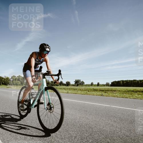 07.09.2025 - 19. Norderstedt Triathlon Michael Burmester http://msf.ph/oto/8850993 07.09.2025 11:14:25 Radfahren 1185 meine-sportfotos.de
