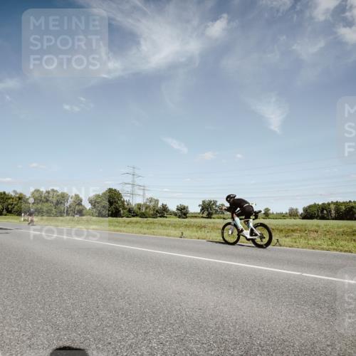 07.09.2025 - 19. Norderstedt Triathlon Michael Burmester http://msf.ph/oto/8851005 07.09.2025 14:20:27 Radfahren  meine-sportfotos.de