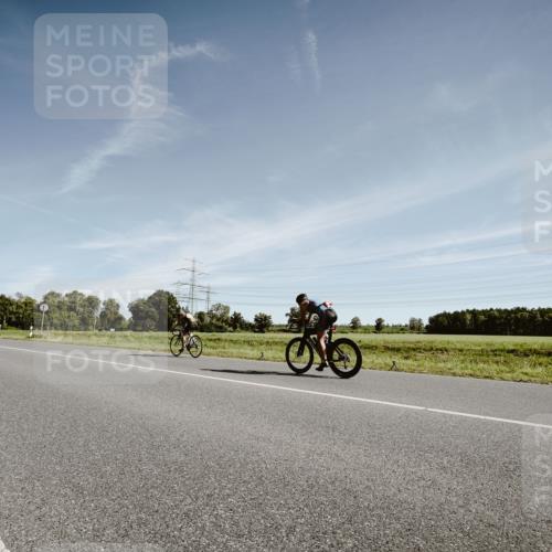07.09.2025 - 19. Norderstedt Triathlon Michael Burmester http://msf.ph/oto/8851018 07.09.2025 11:14:50 Radfahren  meine-sportfotos.de