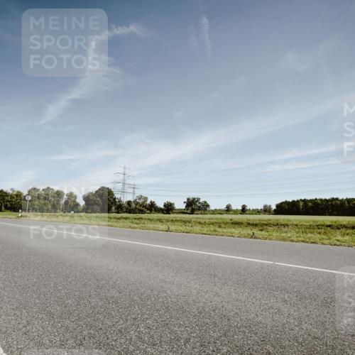 07.09.2025 - 19. Norderstedt Triathlon Michael Burmester http://msf.ph/oto/8851023 07.09.2025 11:15:02 Radfahren  meine-sportfotos.de